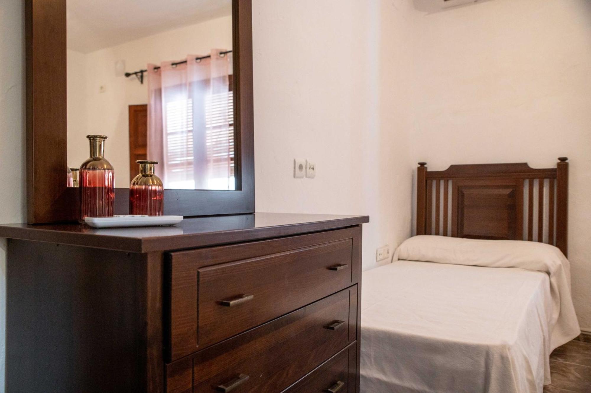 El Abuelo Hotel Guaro Luaran gambar