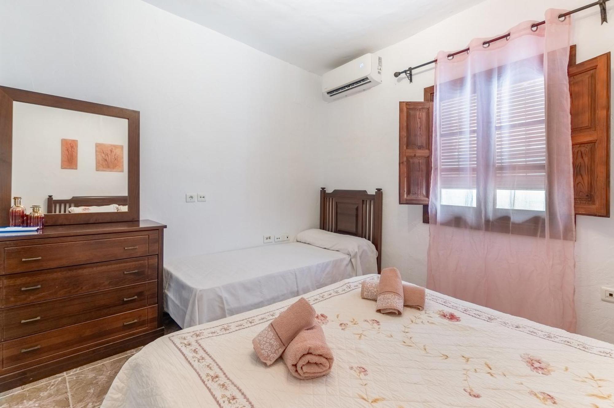 El Abuelo Hotel Guaro Luaran gambar