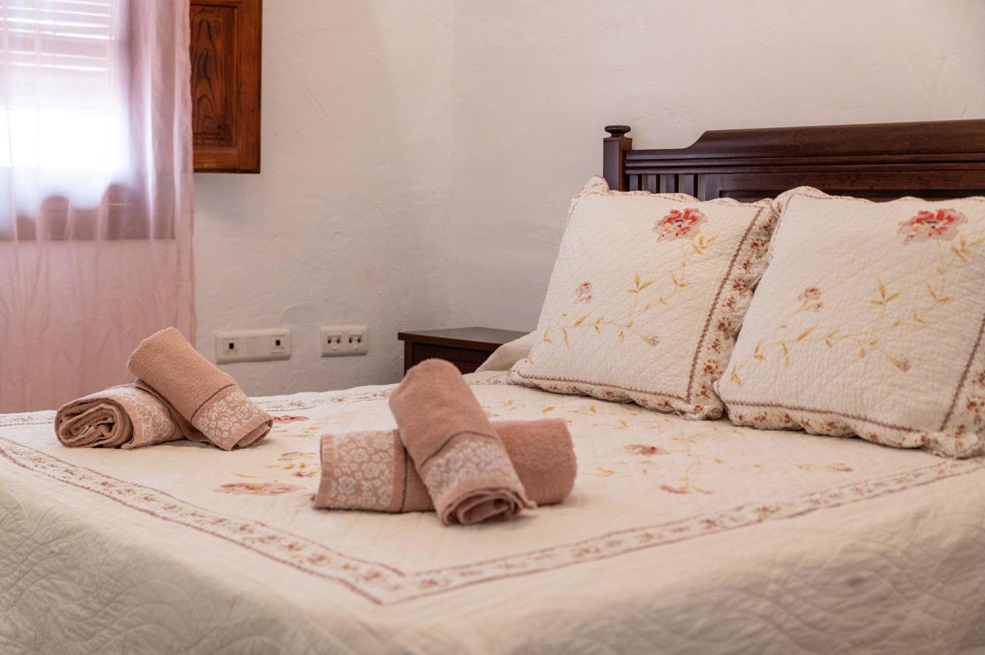 El Abuelo Hotel Guaro Luaran gambar
